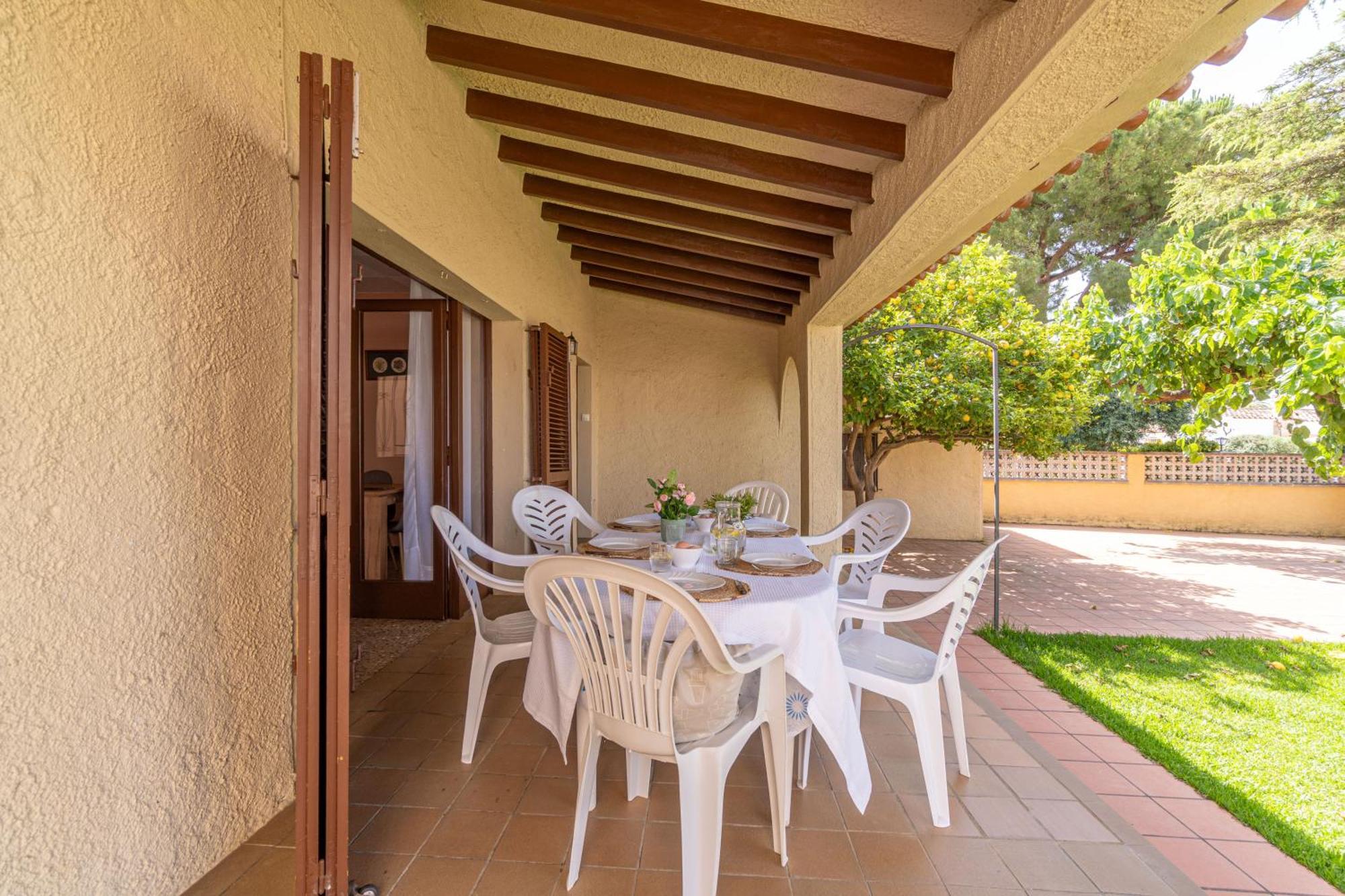 Apart-Rent Casa Con Jardin Pani 0081 Empuriabrava Exterior photo