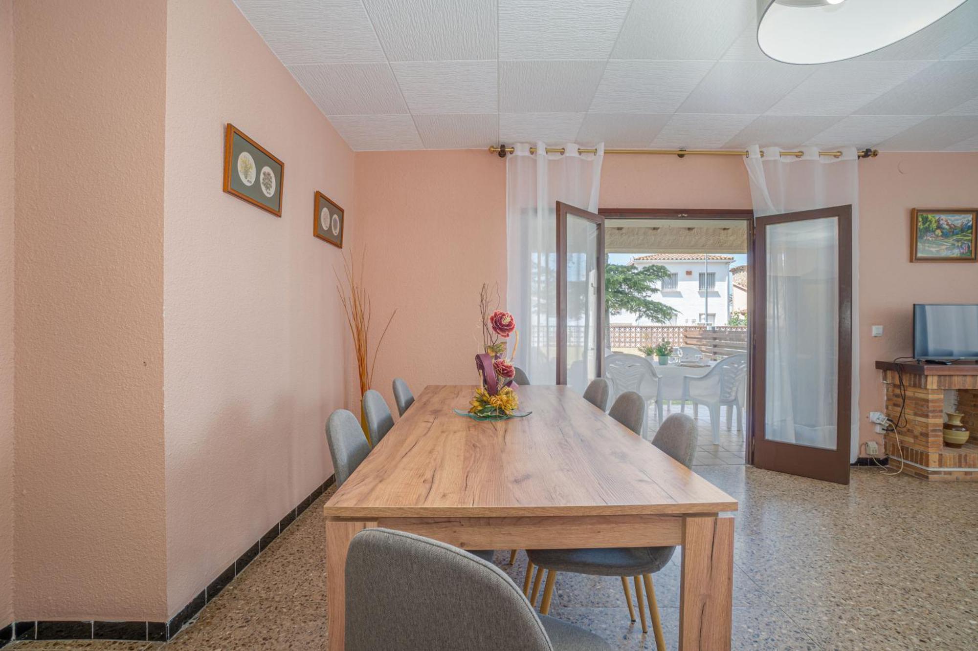 Apart-Rent Casa Con Jardin Pani 0081 Empuriabrava Exterior photo